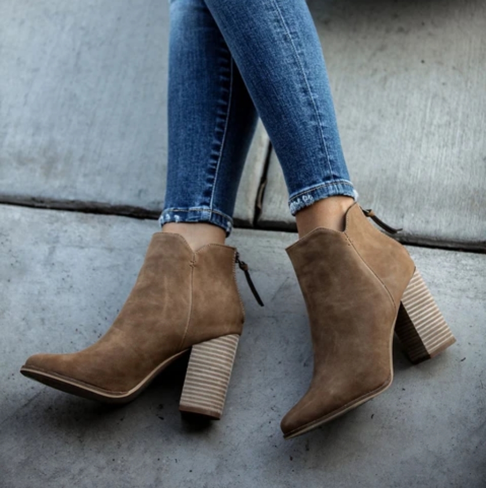Norah Ankle Bootie • Tan